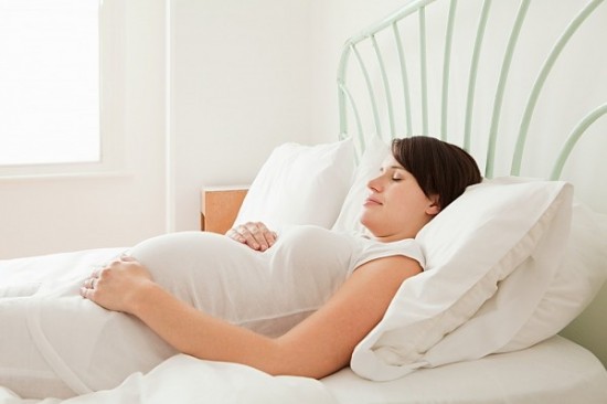 Cách dùng điều hòa an toàn cho nhà có bà bầu, trẻ nhỏ và người già