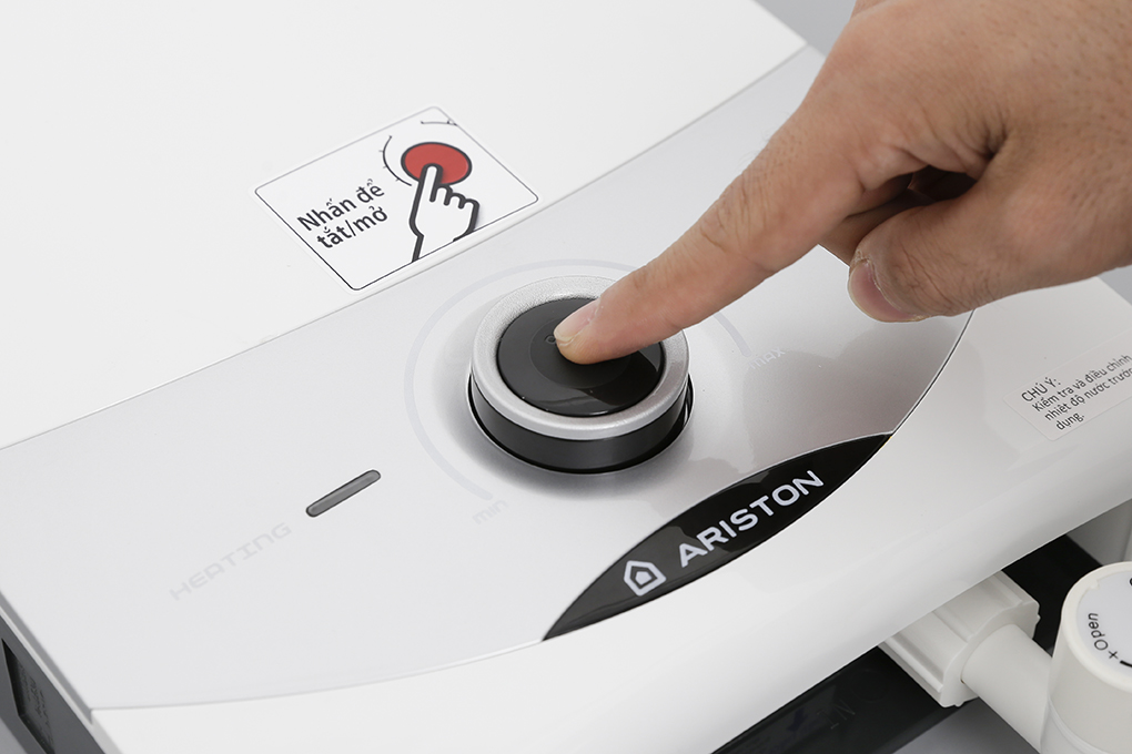 Bình nóng lạnh gián tiếp Ariston có độ an toàn cực kì cao Bình nóng lạnh Ariston loại trực tiếp tích hợp cảm biến nhiệt