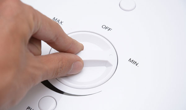 Hạ nhiệt độ làm nóng nước cho bình nóng lạnh