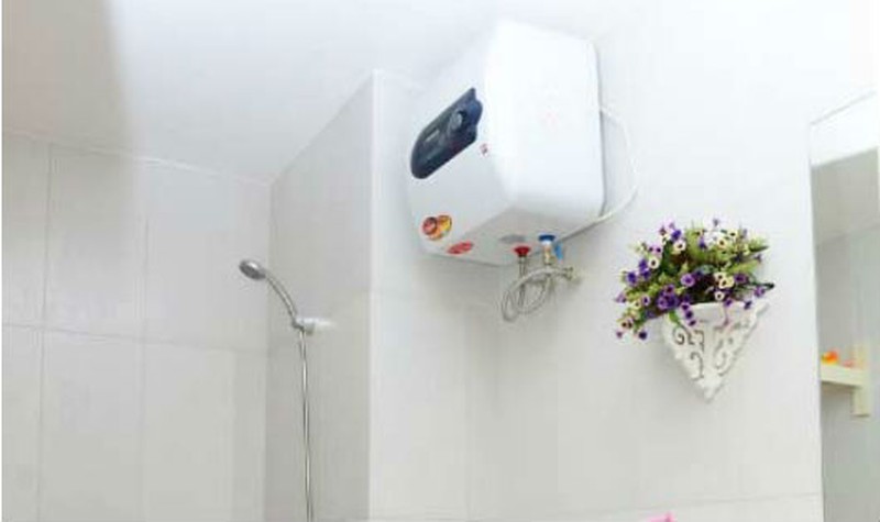 Khi bạn mua bình nóng lạnh dung tích quá nhỏ Khi bạn mua bình nóng lạnh dung tích quá nhỏ