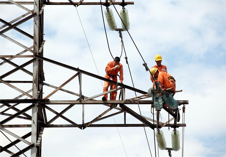 Điện và nỗi lo trong mùa nắng nóng1