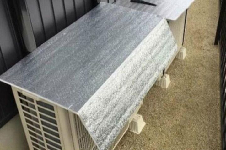 dùng tấm giấy bạc giảm nhiệt để phủ dàn nóng