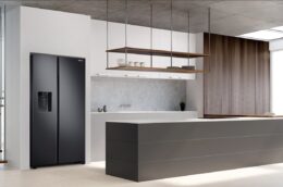 Tủ lạnh Samsung RS64R53012C/SV 617 lít: Sự lựa chọn tốt cho gia đình Việt