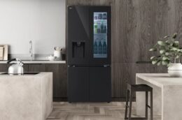 Tủ lạnh LG LFD61BLGAI Inverter: đột phá thiết kế, bảo quản hiệu quả
